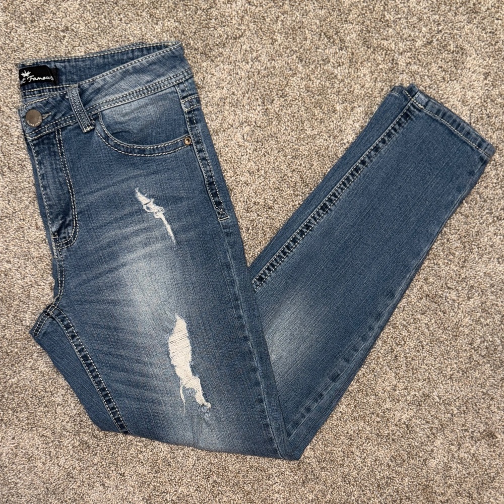 Almost Famous Distressed Jeans Sz 8